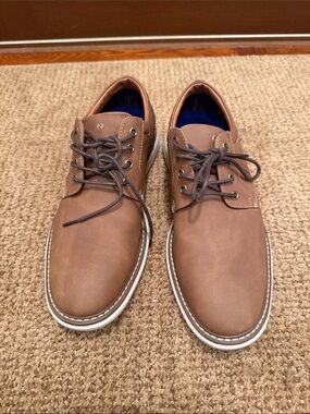 Nunn Bush Brown Chukka-Style Lace-Up Shoes